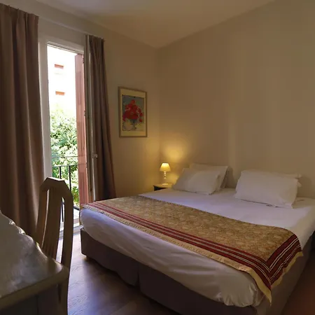 ホテル Maison Bonaparte 3*